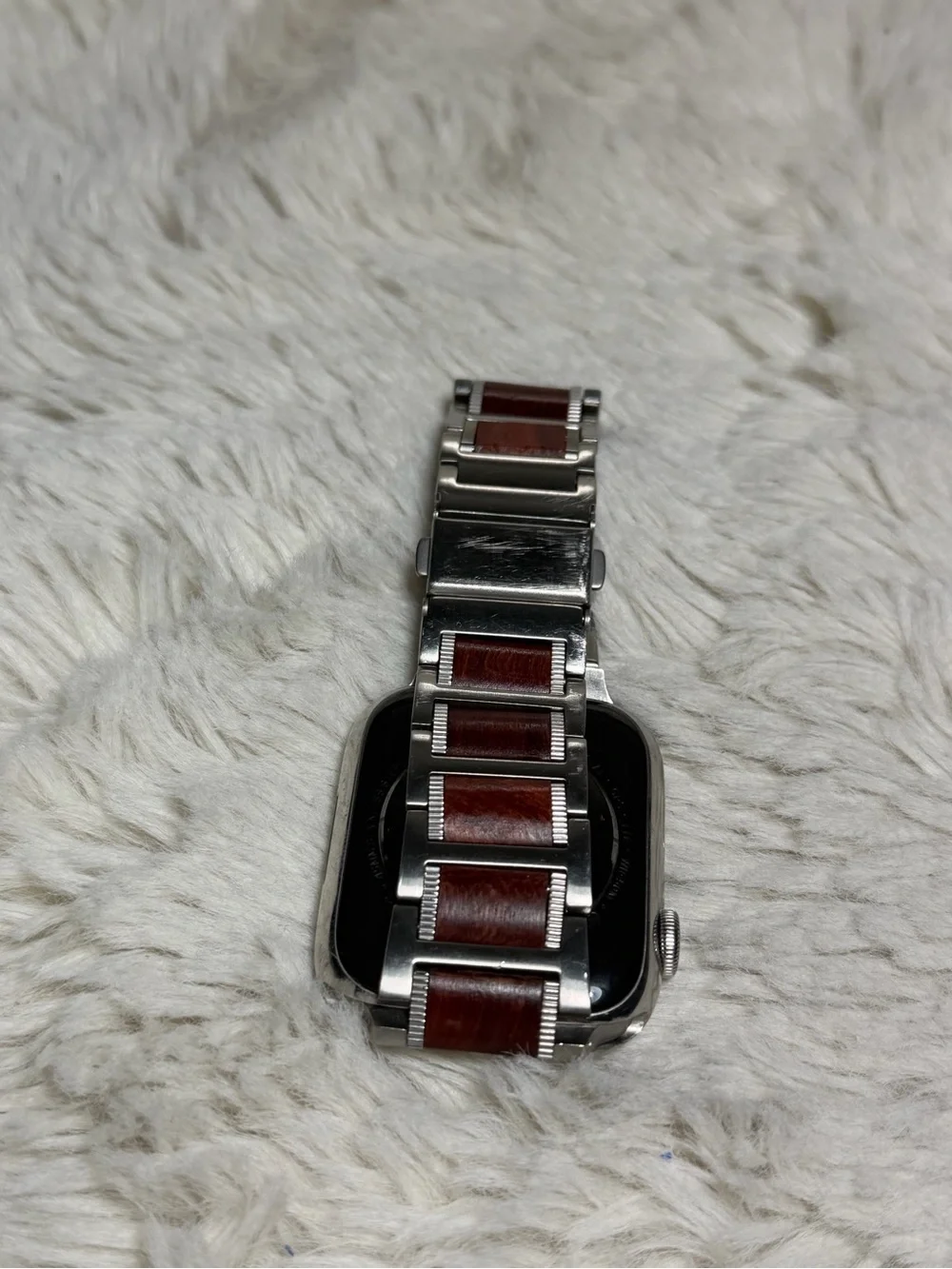 Apple hermes watch series 8 44mm (water Damage)